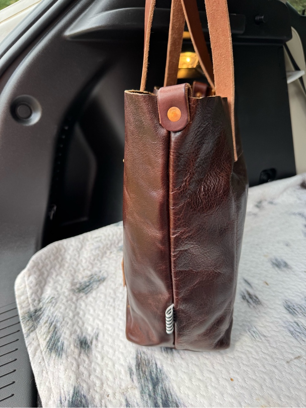 Meanwhile back on the farm Mocha Tuscan Leather Signature Tote - Picture 5 of 9